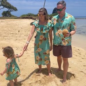 Family Match Authentic Hawaiian dresses & shirt